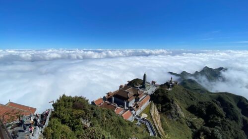 Combo tàu Mường Hoa + cáp treo Fansipan + Buffet trưa