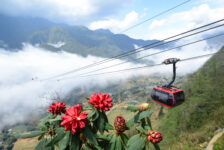 Combo vé tàu Mường Hoa khứ hồi+ Cáp treo Fansipan khứ hồi + Chiều lên tàu leo đỉnh Đỗ Quyên